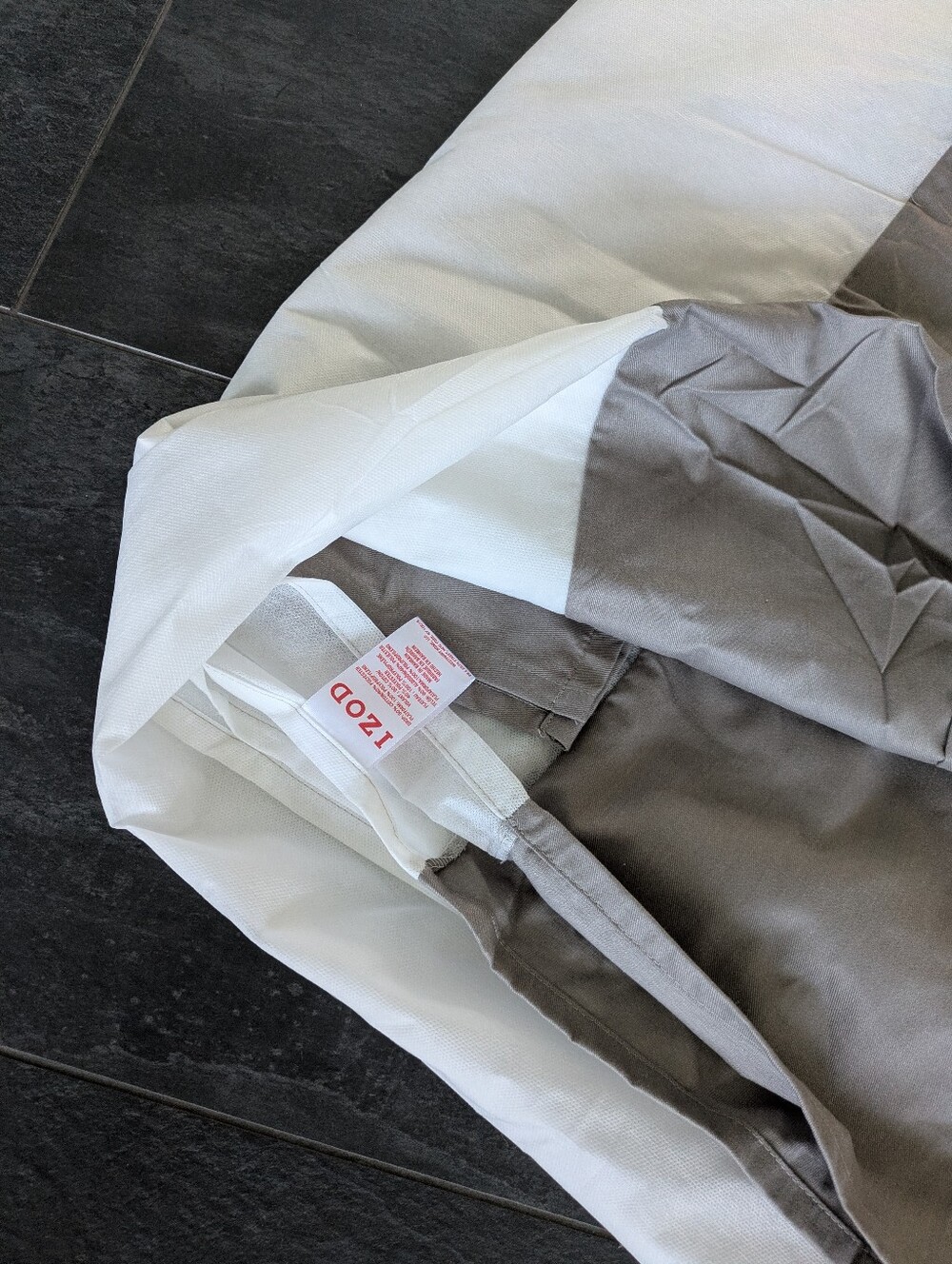Izod Queen Size Gray Bedskirt 15 Inch Drop